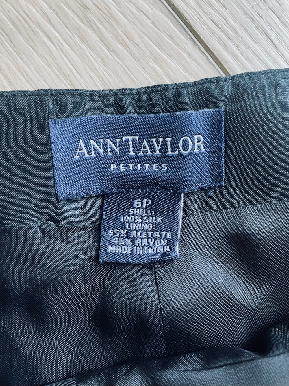 Ann Taylor 90s Raw Silk Women's Ankle-length Pants - Picture 2 of 3